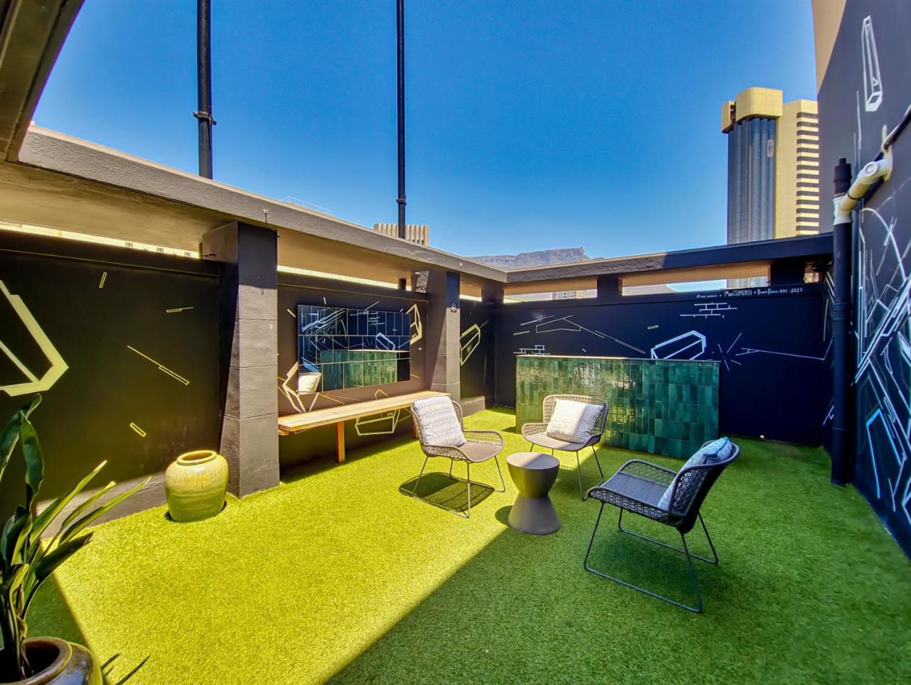 Blackbrick Cape Town Foreshore Exterior photo